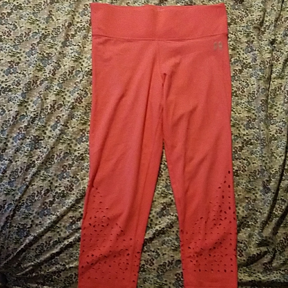 Victoria secret laser cut crop leggings